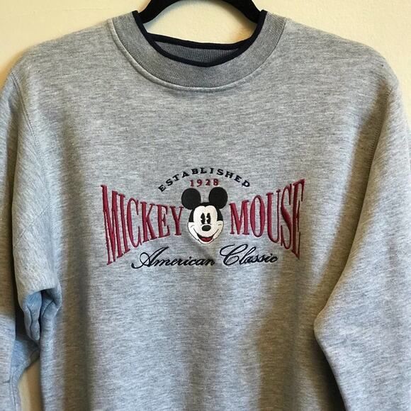 Disney M Vintage 90s Mickey & Co. Gray Men’s sweatshirt - Picture 2 of 9